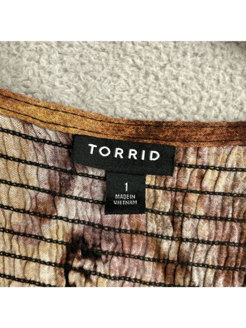 Torrid Women's 1X Tie-Dye Smocked Long Sleeve Blouse Multi-Color Top B1084 - Picture 5 of 10